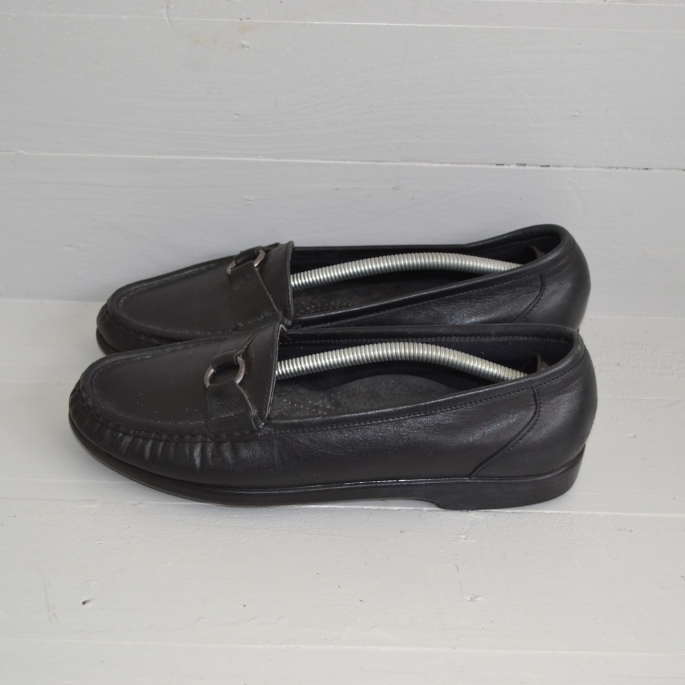 SAS Black Loafers Women's 8.5 M Jewel Ring Slip On Business Casual Shoes